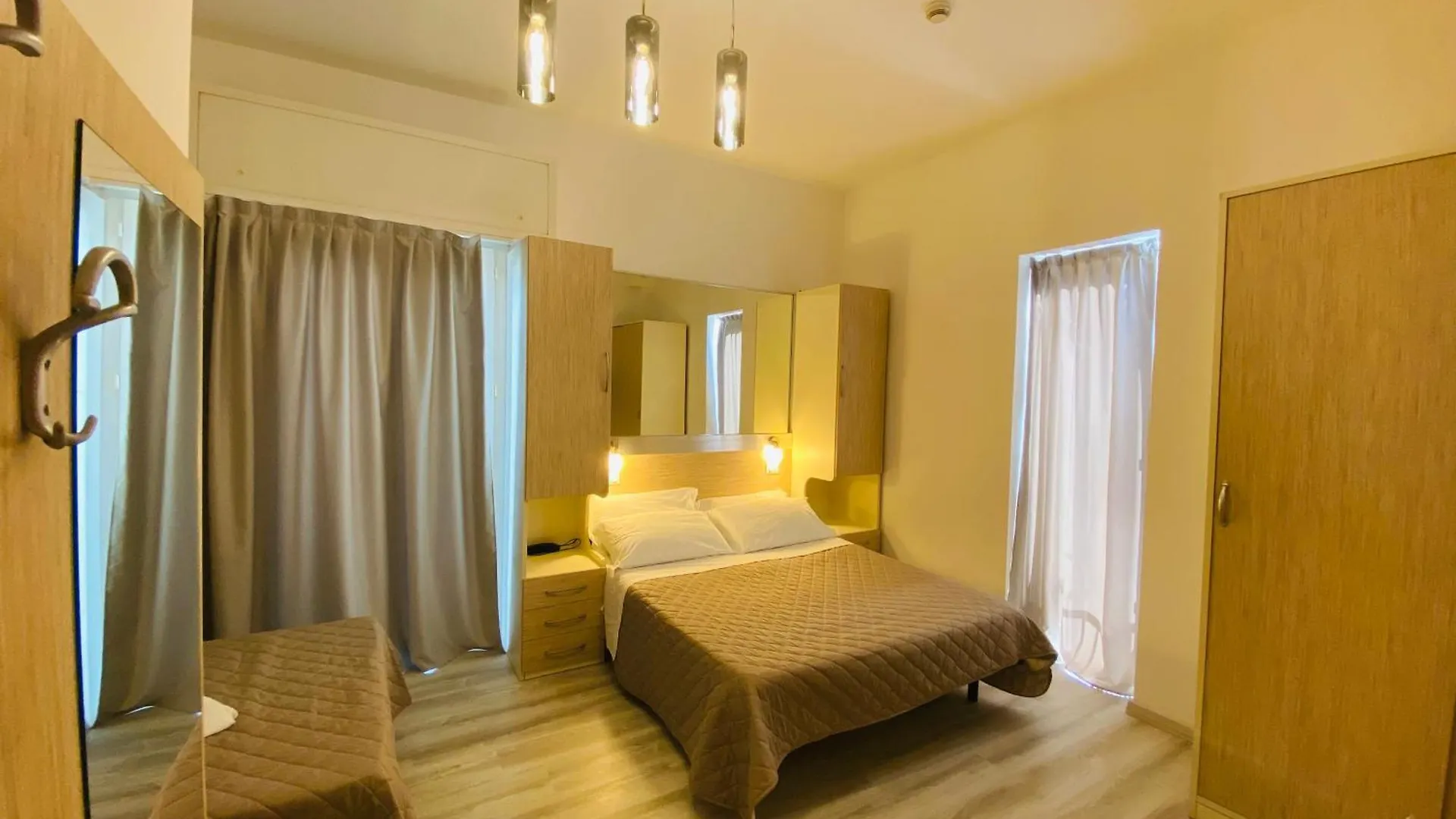 ***  Hotel Butterfly Wellness & Spa Rimini Italie